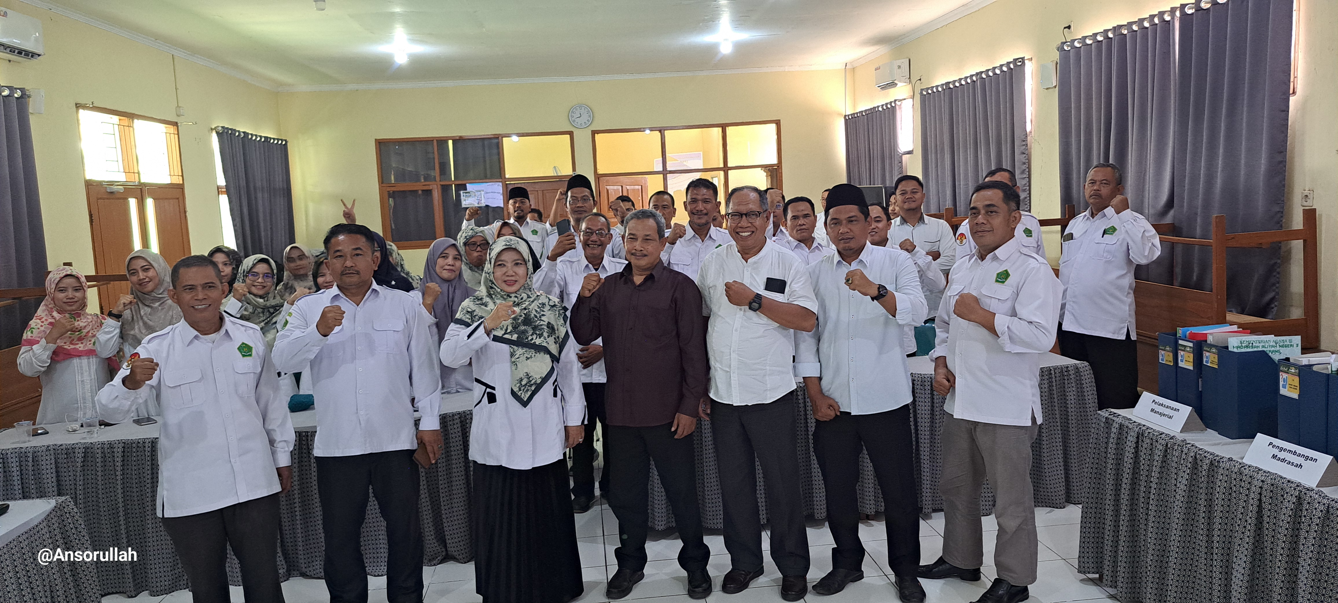 Penilaian Kinerja Kepala Madrasah di MAN 3 Tangerang: Dorongan untuk Peningkatan Mutu dan Inovasi Pendidikan