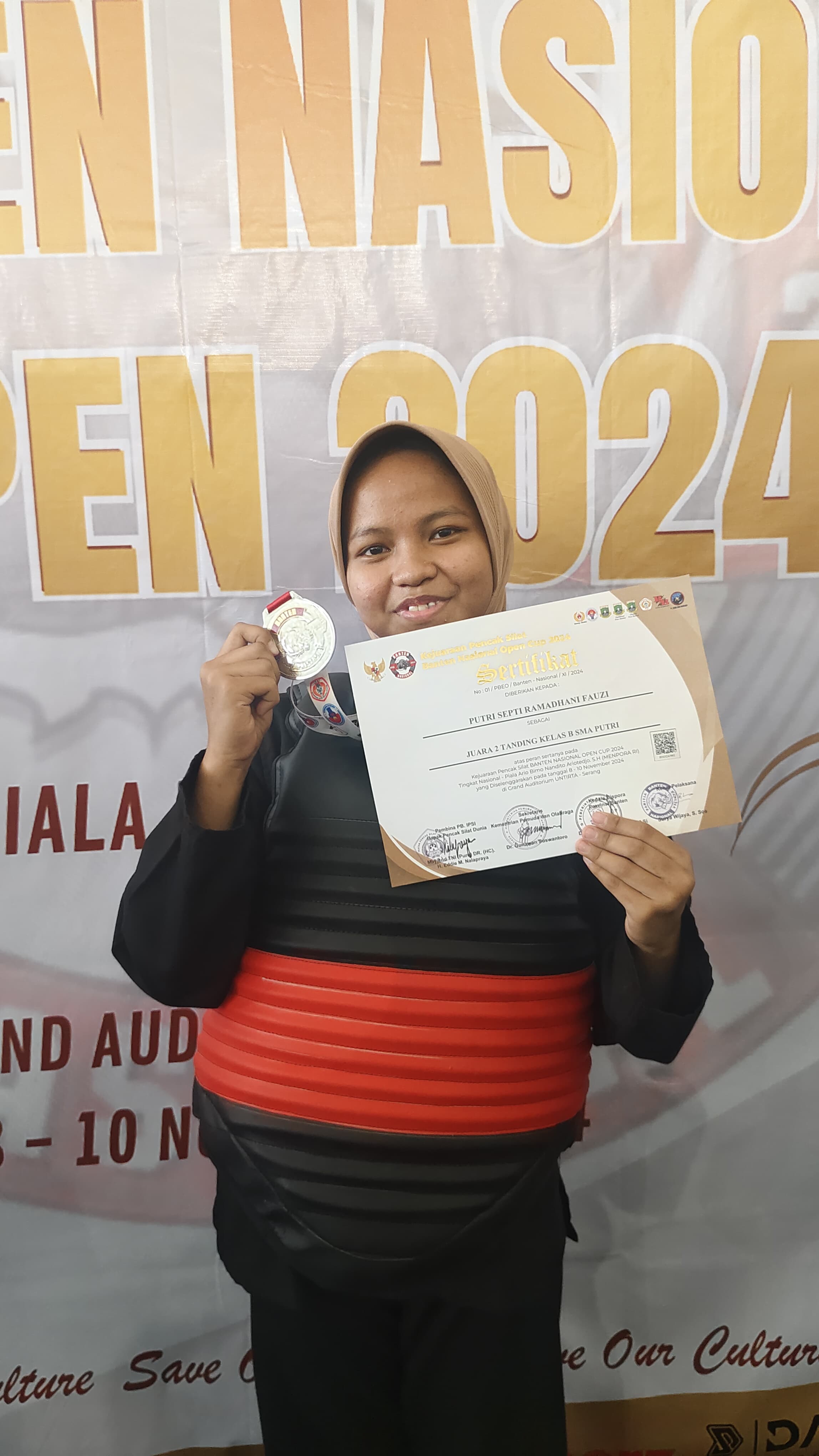 Tim Pencak Silat MAN 3 Tangerang Raih 9 Medali Emas dan 7 Medali Perak di Ajang Kapolda Cup, Banten Open Tingkat Nasional