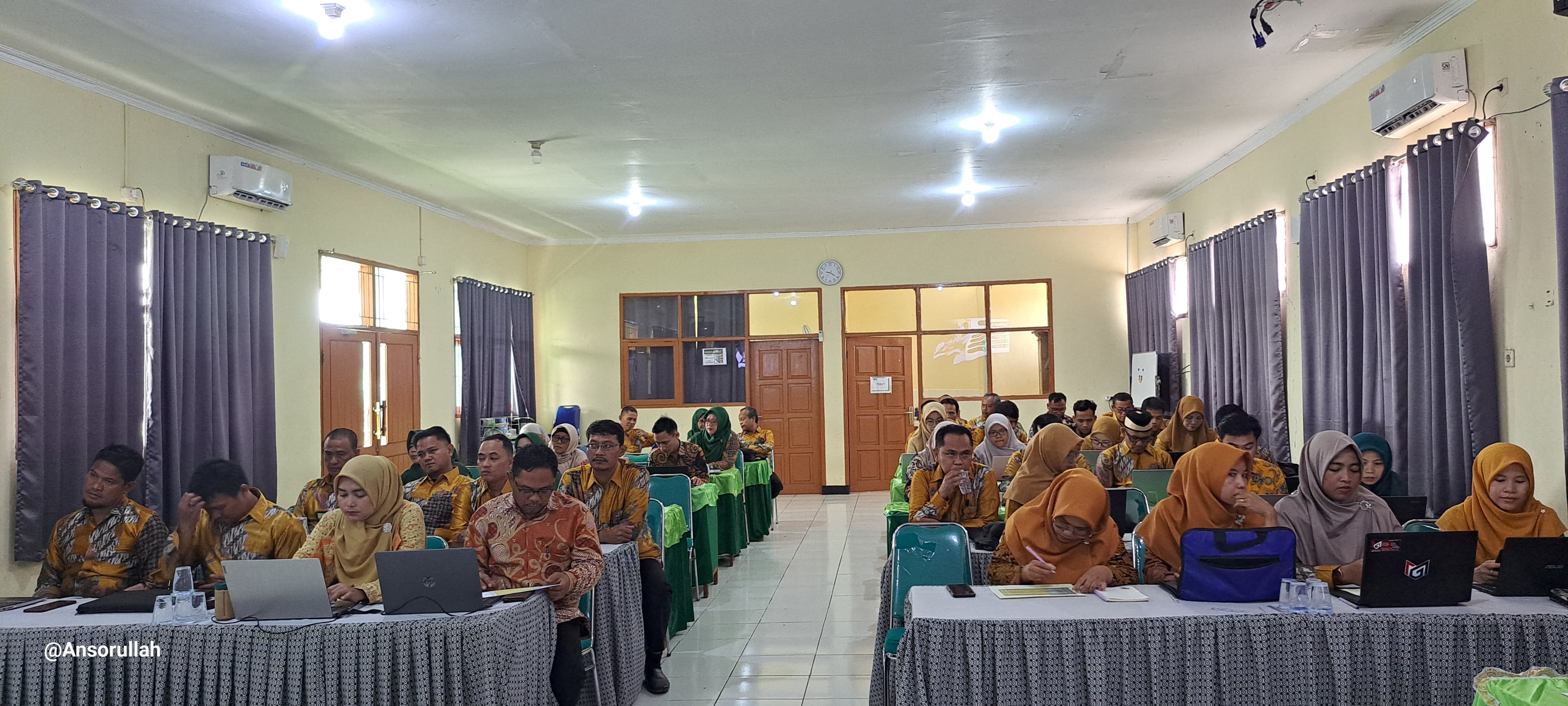 MAN 3 Tangerang Gelar Rapat Pleno Semester Ganjil Tahun Ajaran 2024/2025