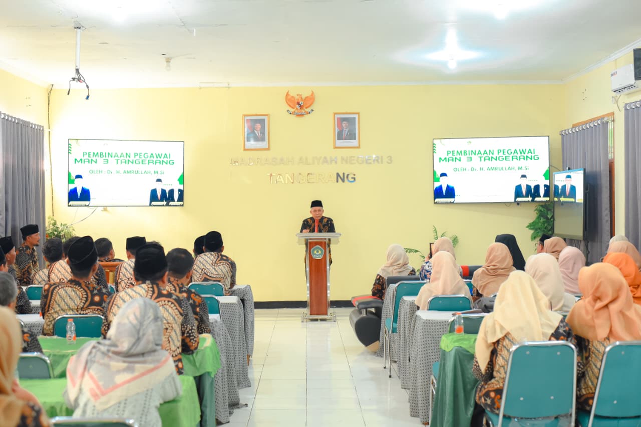 MAN 3 Tangerang Gelar Pembinaan Pegawai, Kakanwil Kemenag Banten Tekankan Peningkatan Mutu dan Kolaborasi